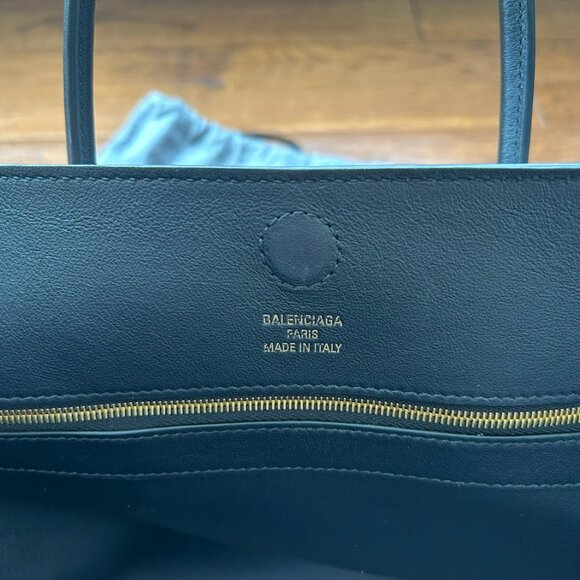 Balenciaga Hampton Small - Picture 7 of 7